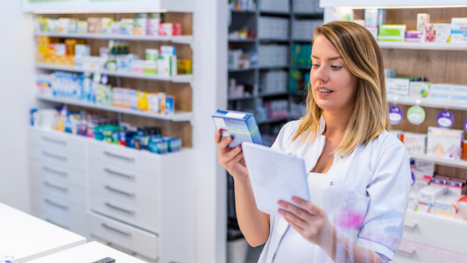 Pharmacy Technician Certification Course Offers Skills to Support Pharmacists